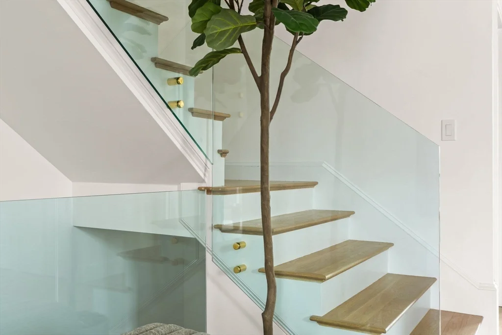 100 Bennington St, East Boston