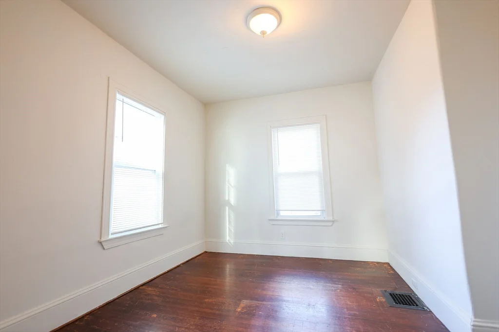 68 Newhall St, Malden