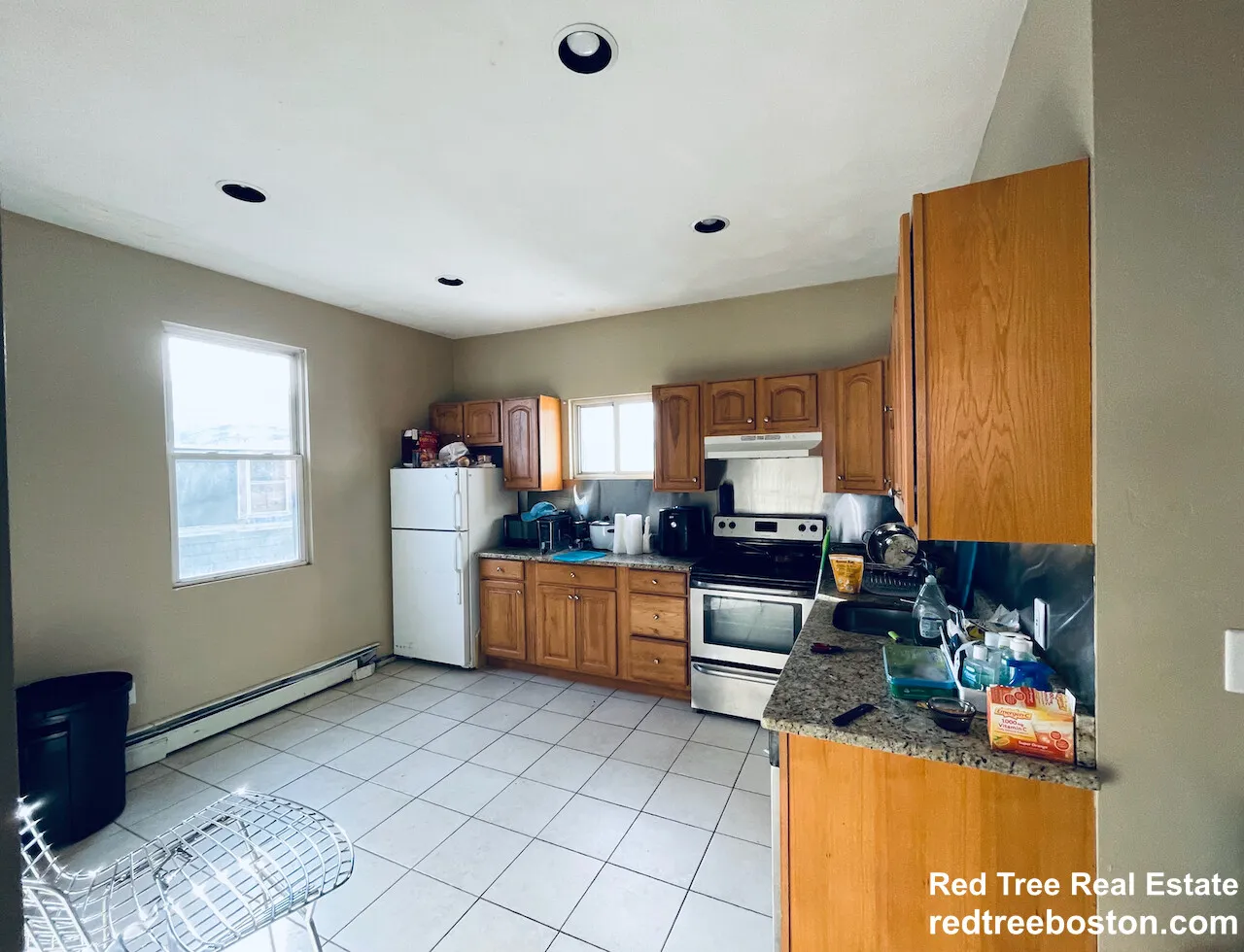 19 Highgate St, Allston