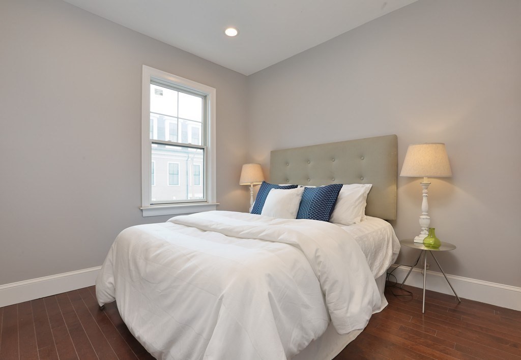 28 P St, South Boston