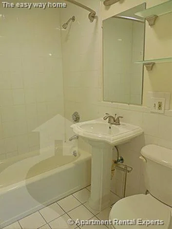 19 Pine St, Central Square