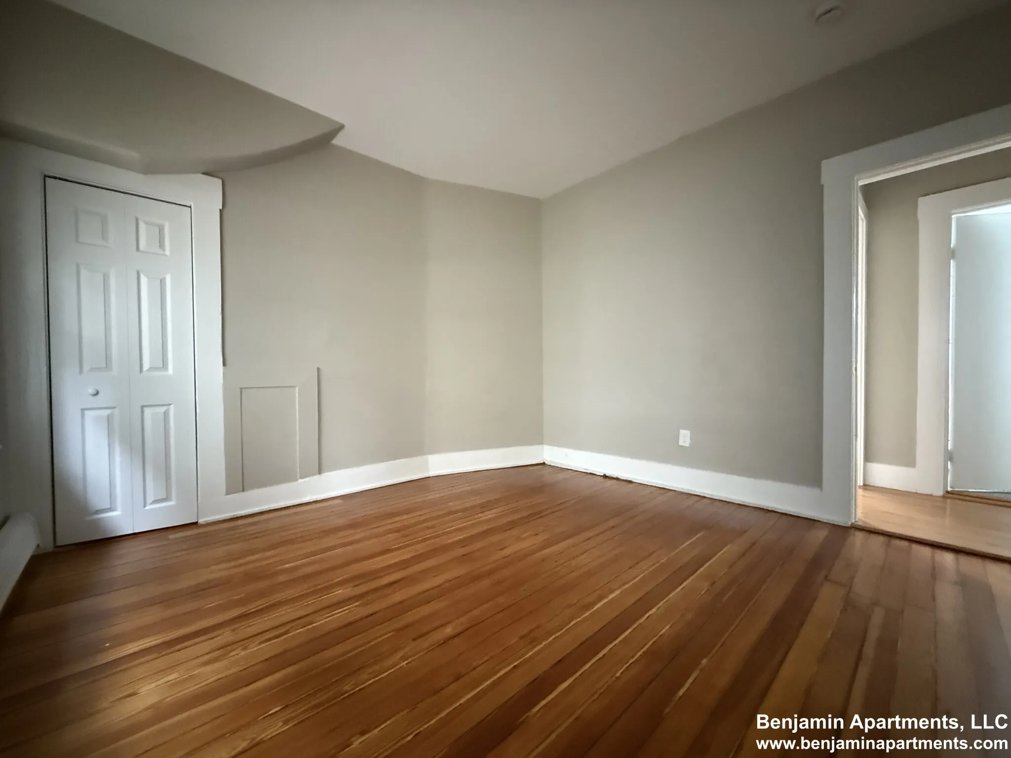 6 Bowdoin Park, Dorchester