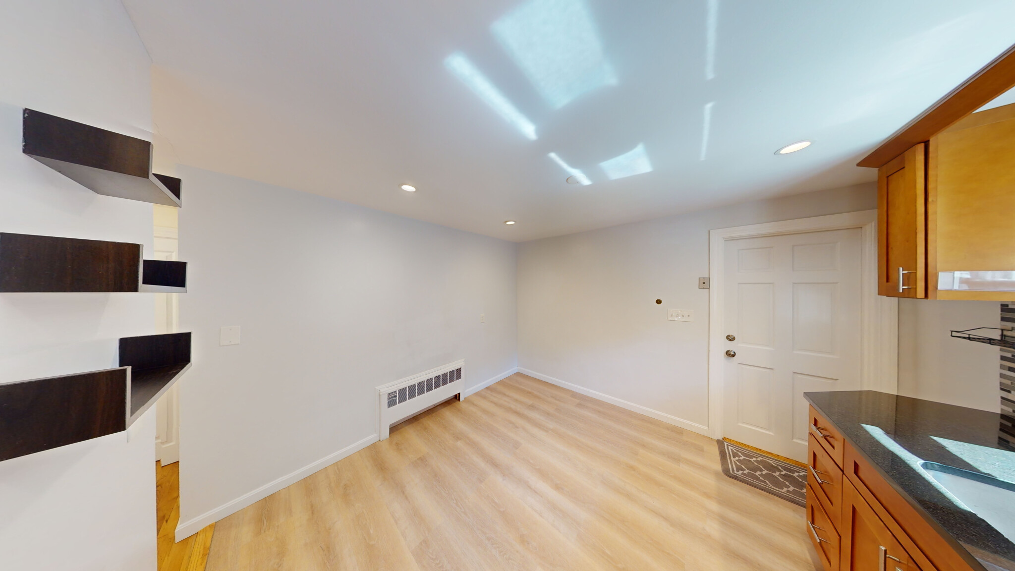 14 Louise Rd, Chestnut Hill