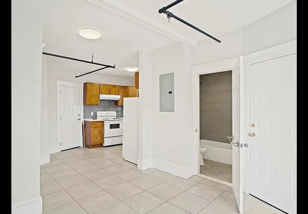 2 Redfield St, Dorchester