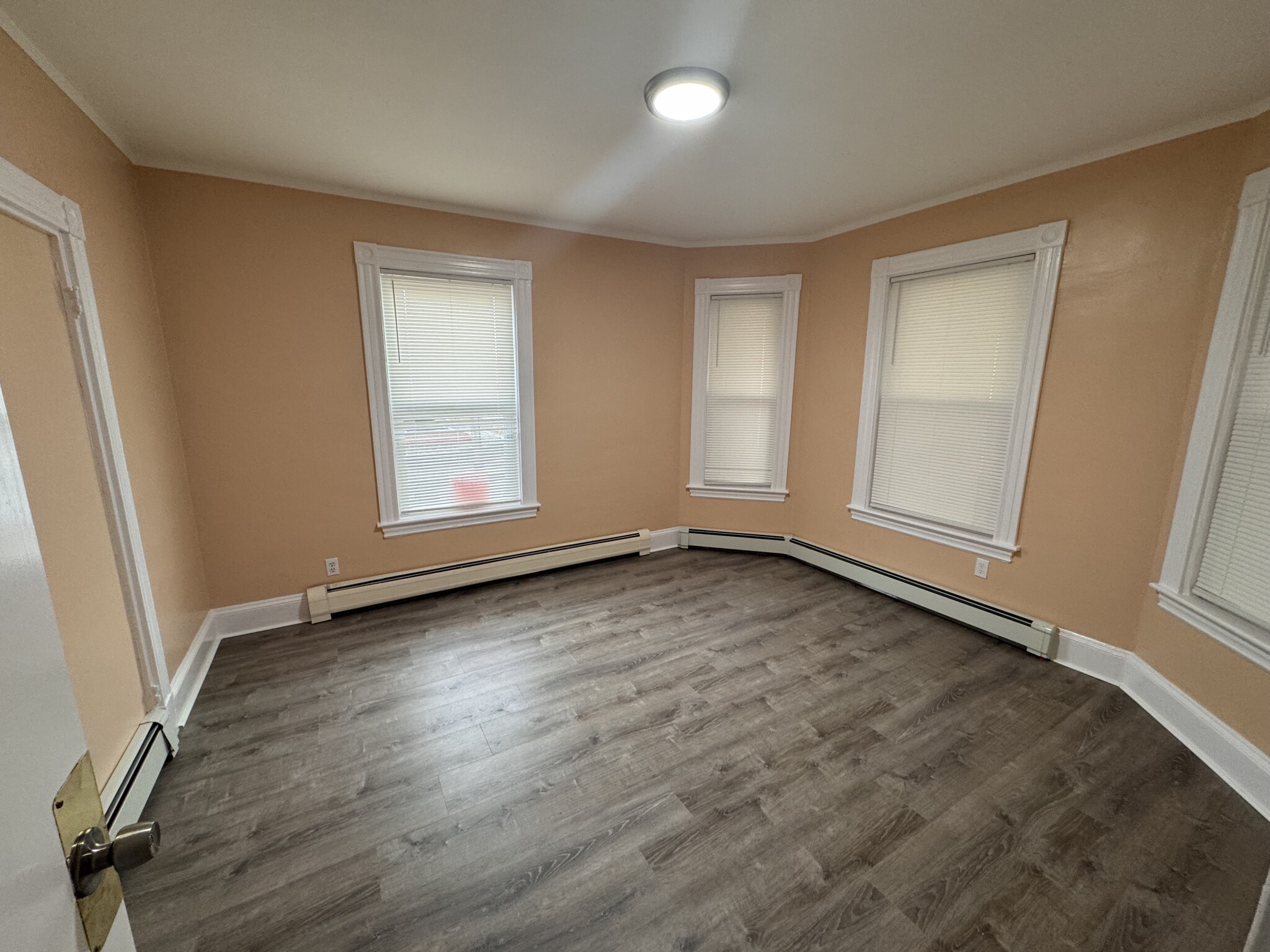 22 West Squantum St, North Quincy