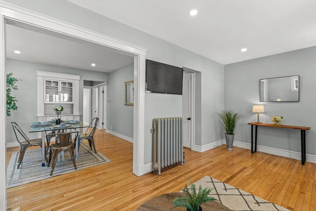 44-46 Woods Ave, West Somerville