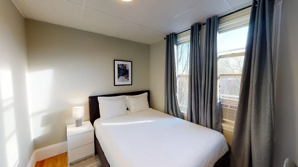 823 Dorchester Ave, Dorchester