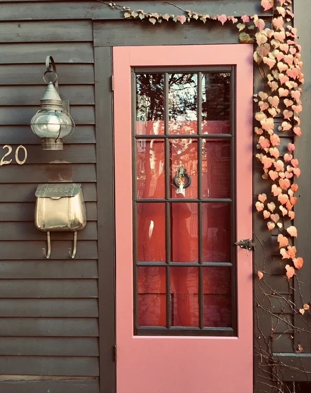 20 Putnam St, Charlestown