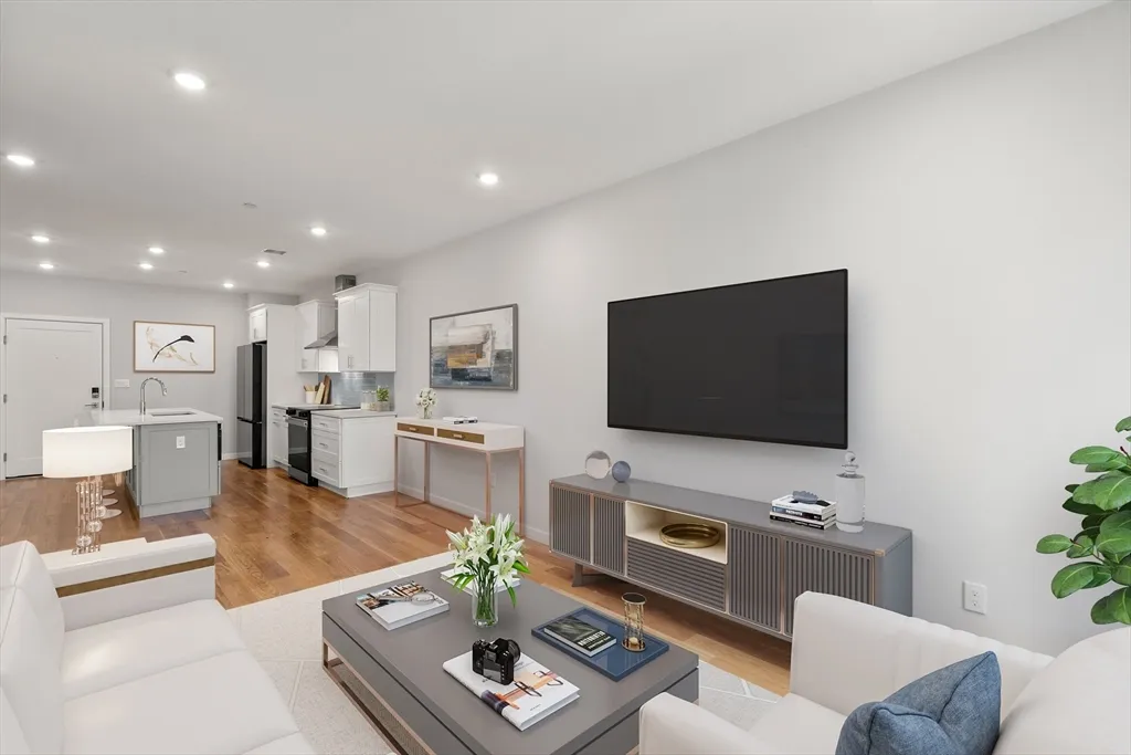 267 Old Colony Ave, South Boston