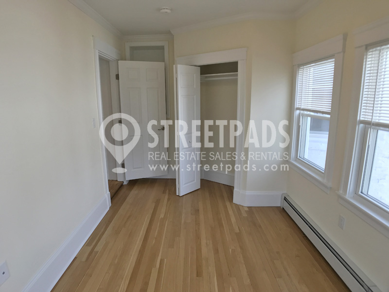 19 Fairbanks St, Griggs Park