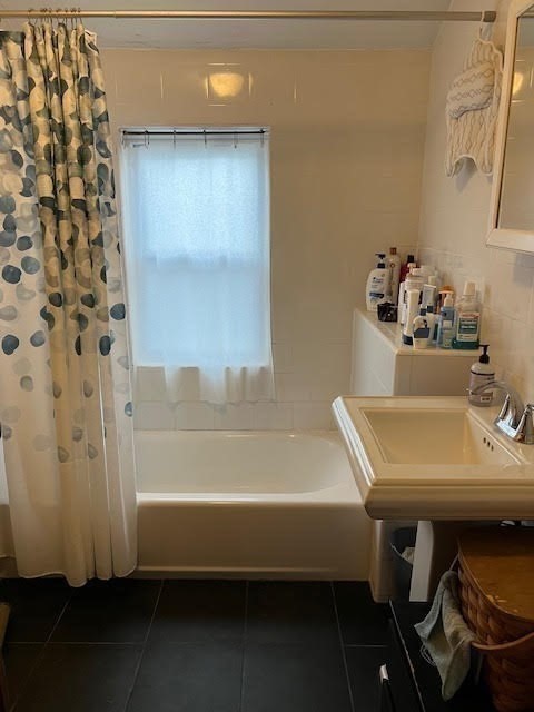 911 Broadway, Davis Square