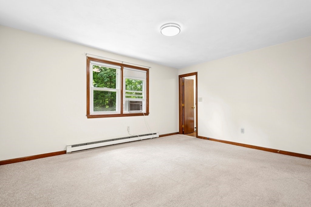 11 Minuteman Way, Shrewsbury