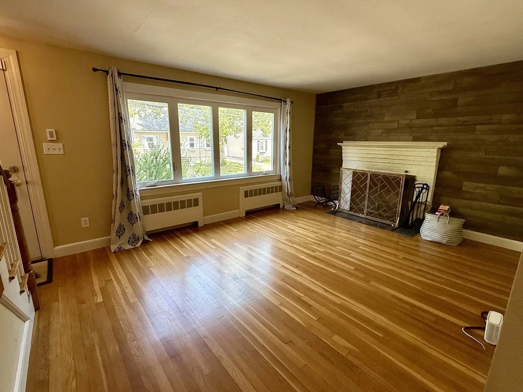 100 Stimson St, West Roxbury