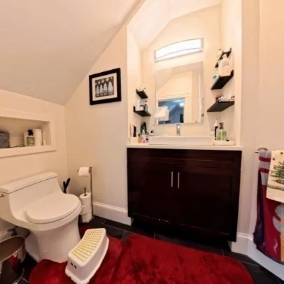 185 Davis Ave, Brookline Village