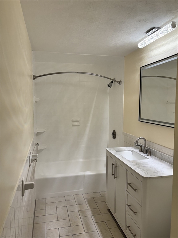 1321 Worcester Rd, Framingham