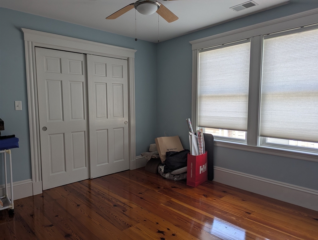 7 Weymouth Ave, West Roxbury