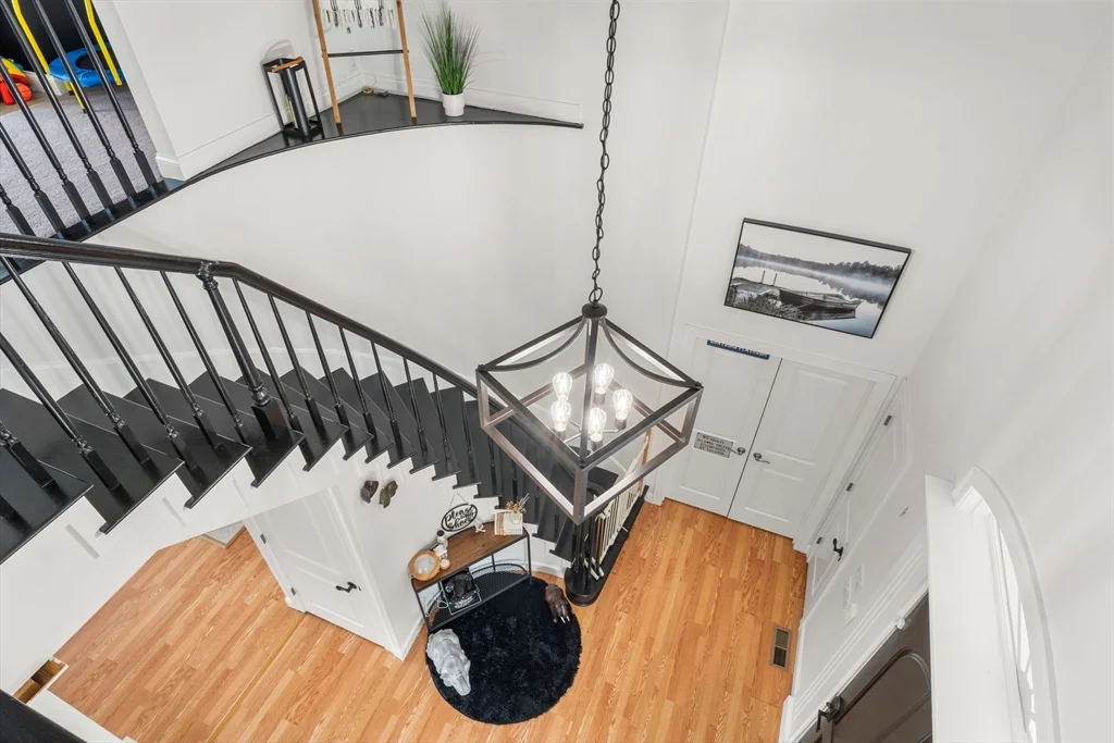 31 Cedar St, North Reading