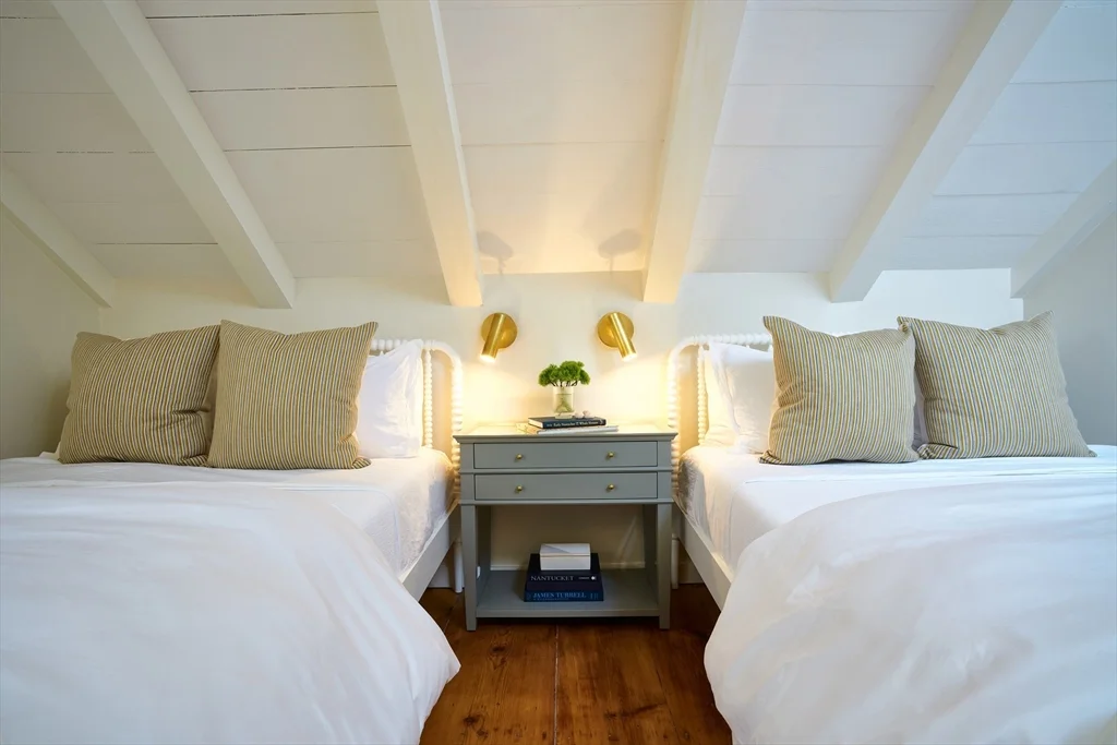 33 Milk St, Nantucket