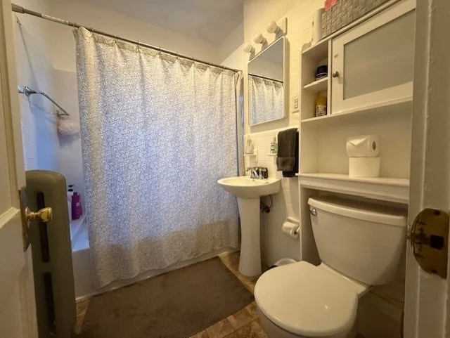 26 Waverley Ave, Watertown