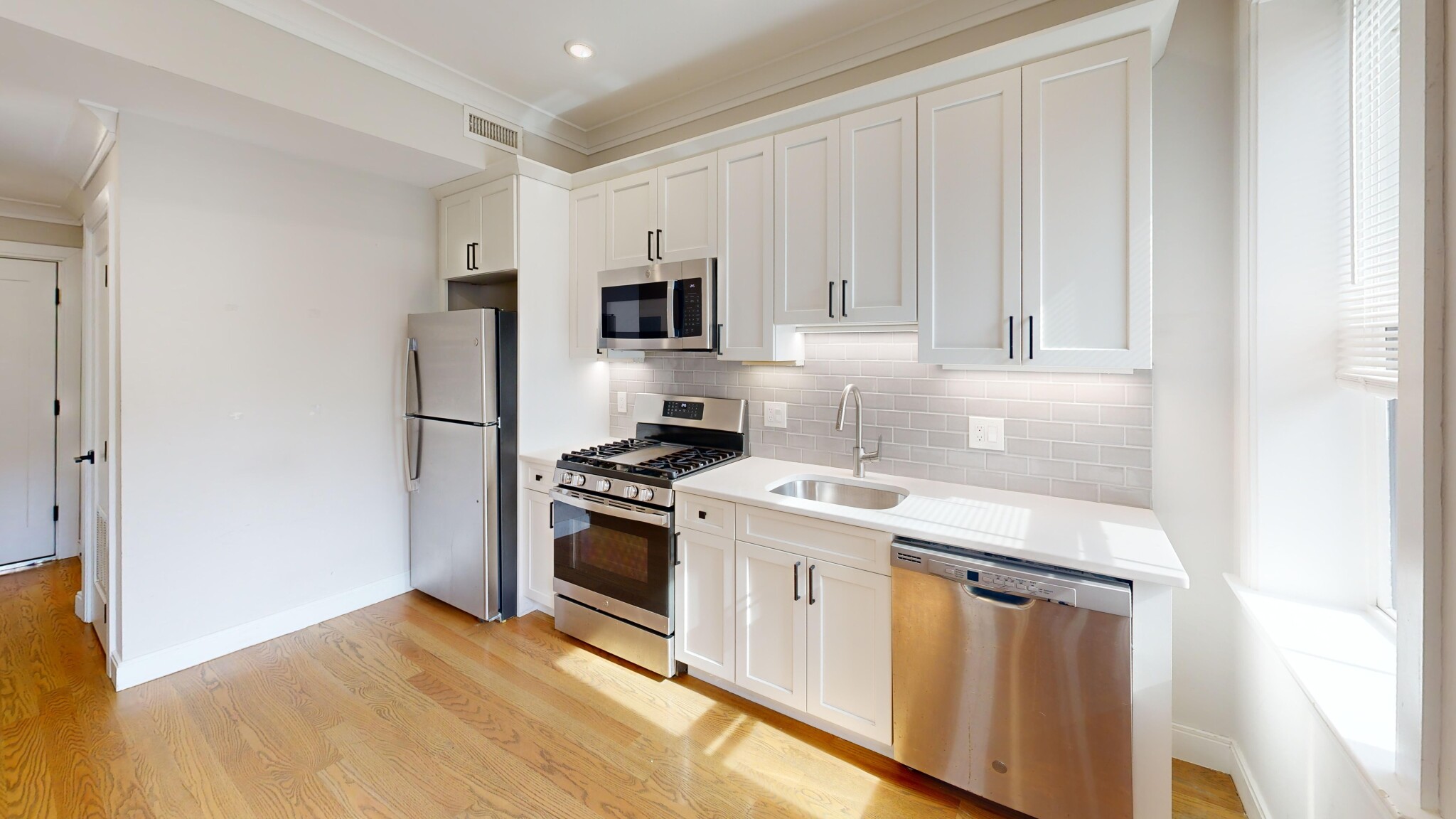 191 Porter St, East Boston