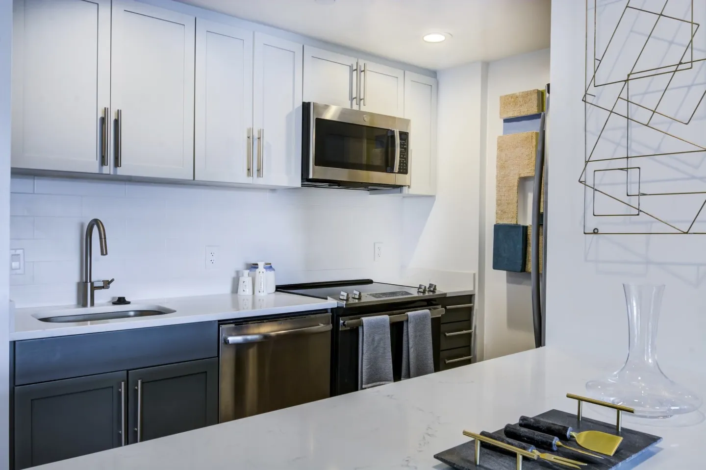 Studio bed, 1 bath apartment for rent at 350 Third St Unit 609, East Cambridge — photo 4 of 9
