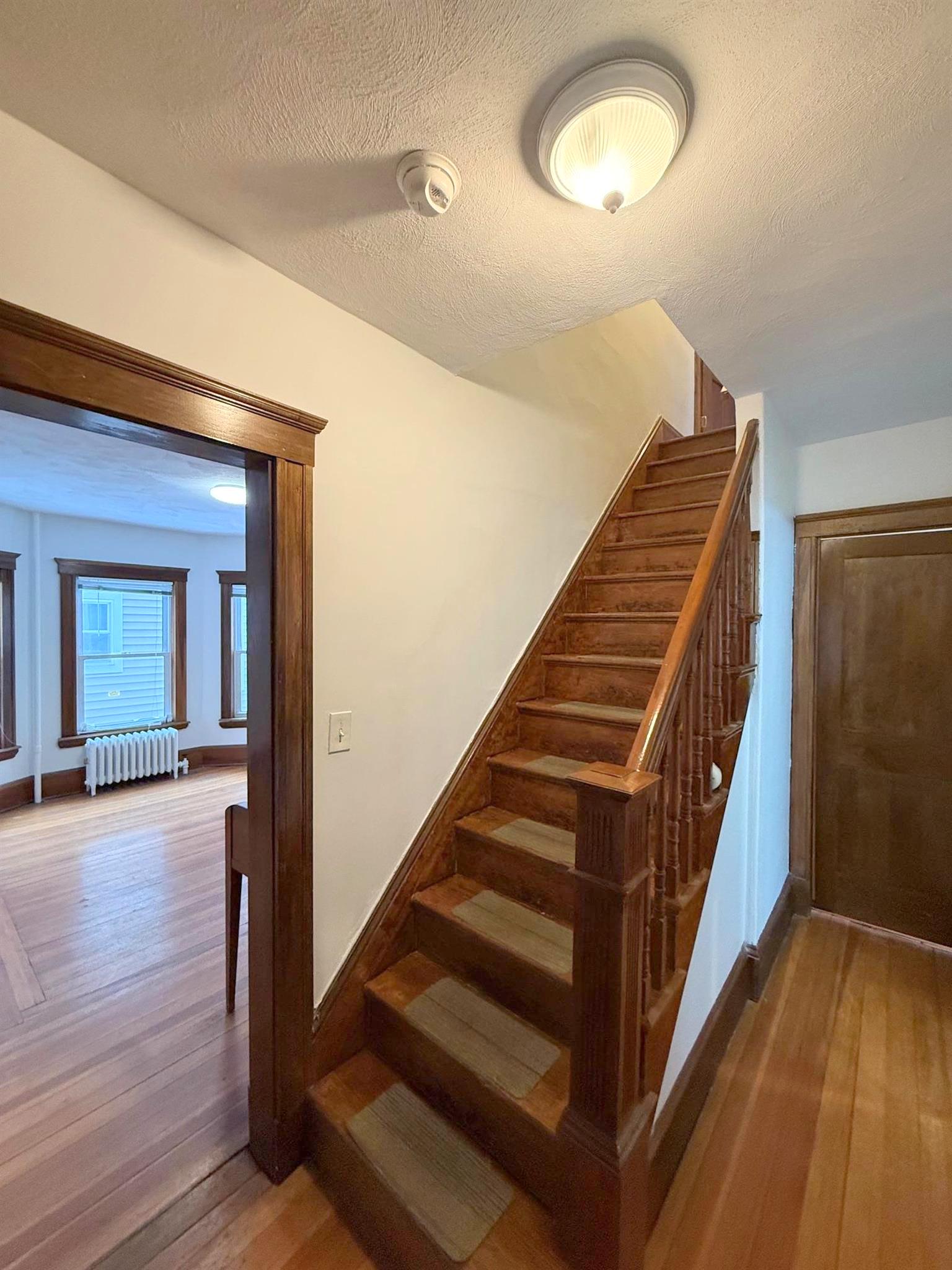 50 Simpson Ave, Tufts