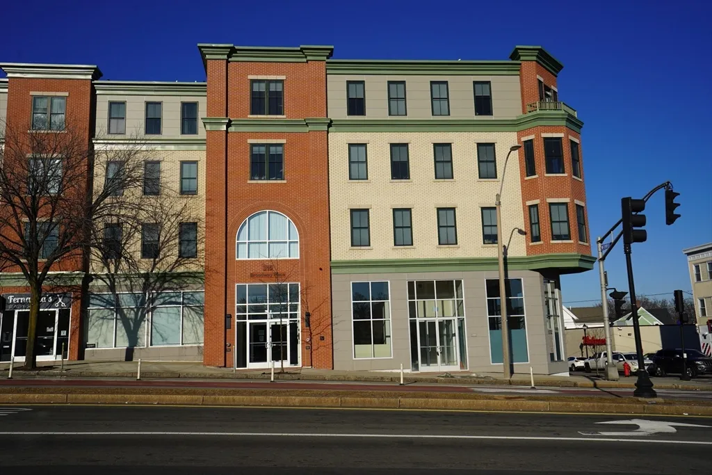 315 Broadway, Winter Hill