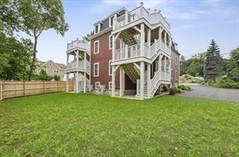 56 Spring St, Cohasset