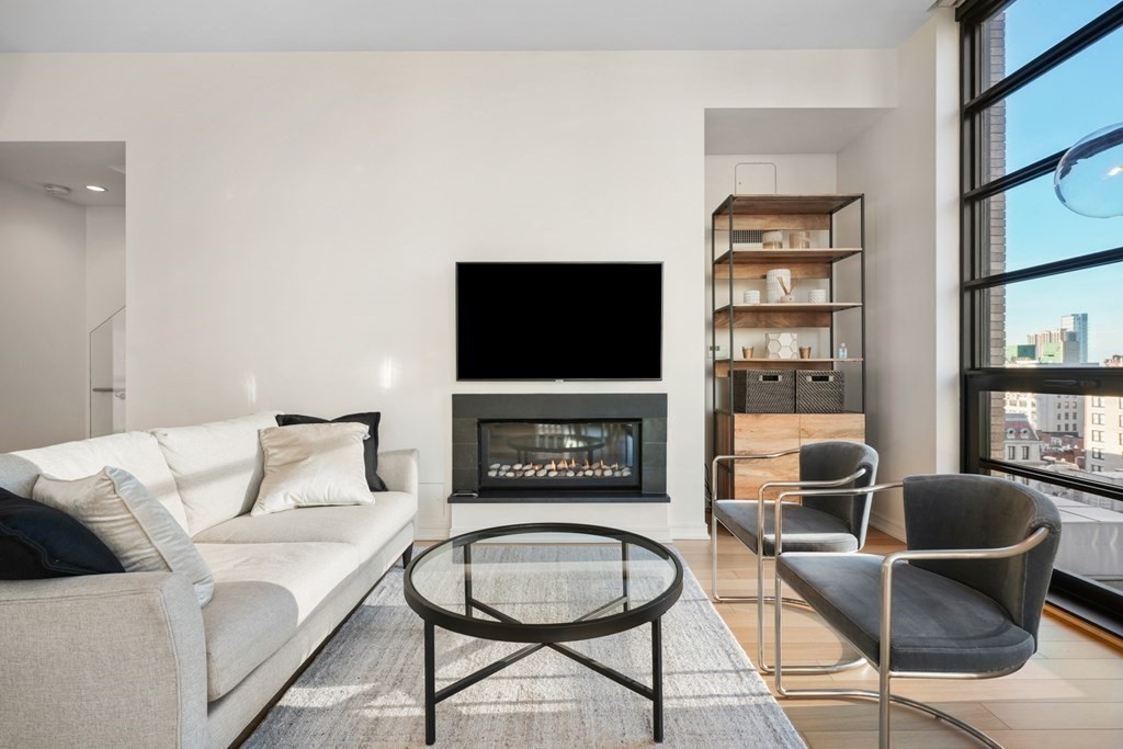 580 Washington St, Theatre District