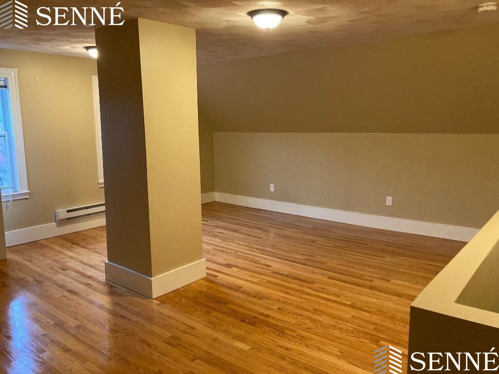 199 Beacon St, Ward Two