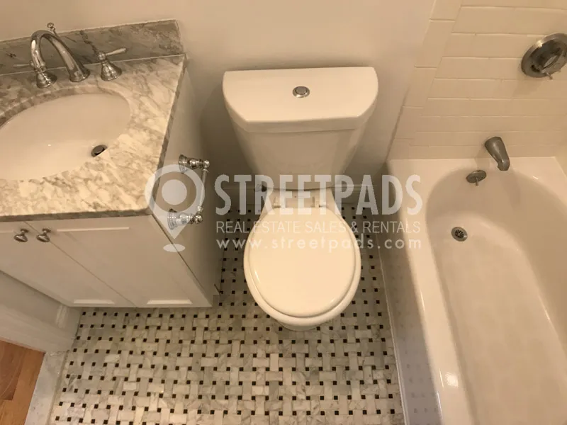 65 Langdon St, Neighborhood Nine