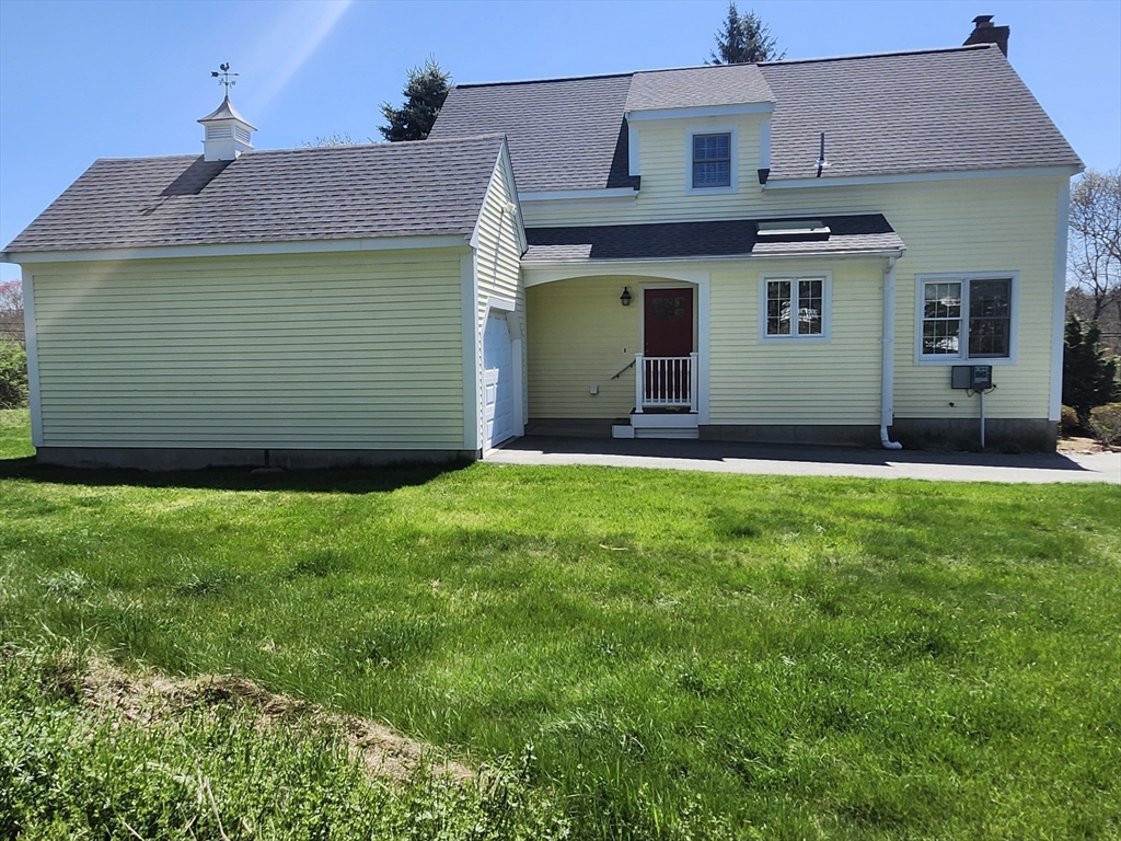 50 Fisher Rd, Southborough