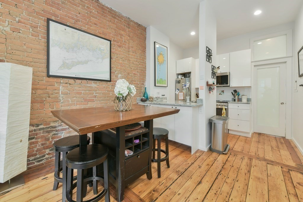 70 Appleton, South End