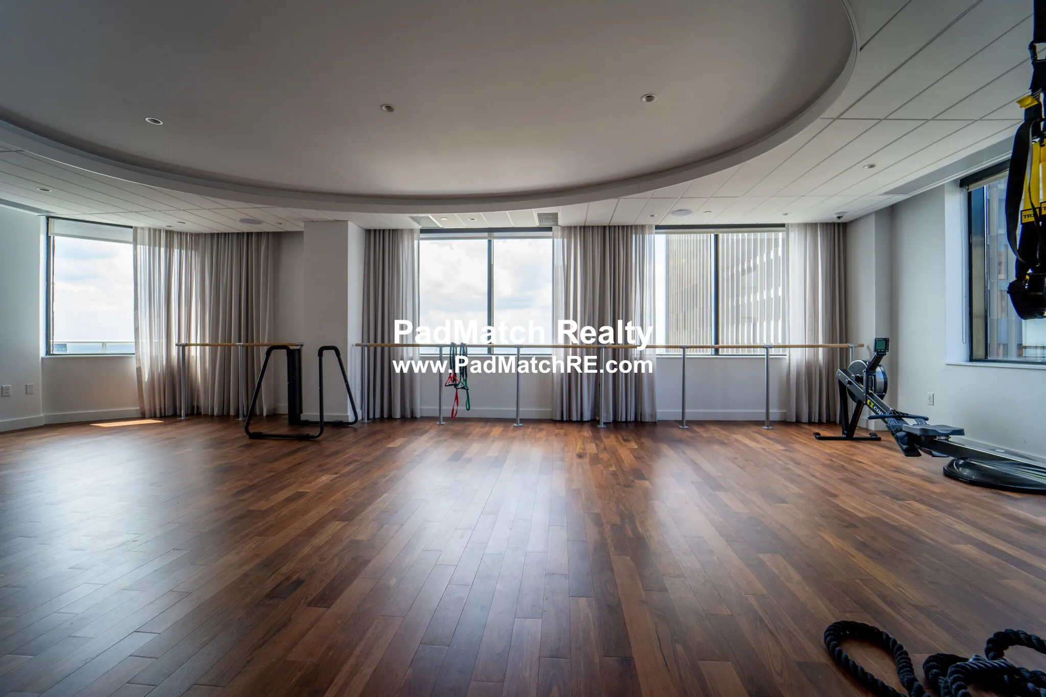 1 Devonshire Pl, Downtown