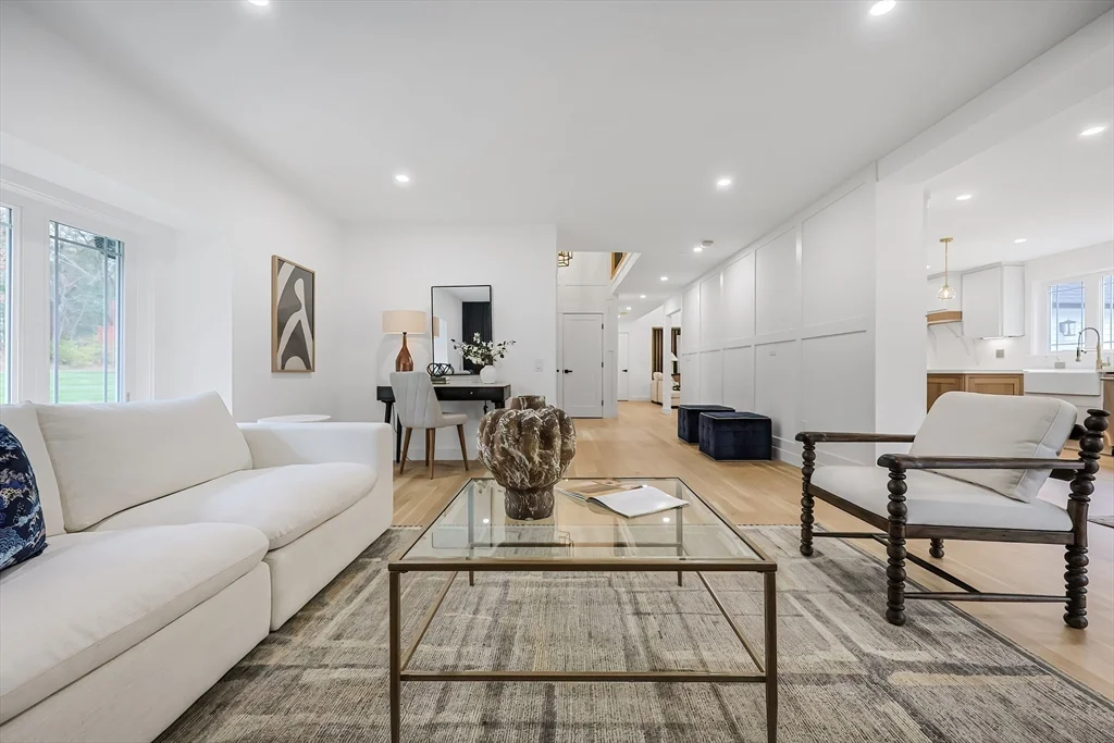 54 Spywood Rd, Sherborn