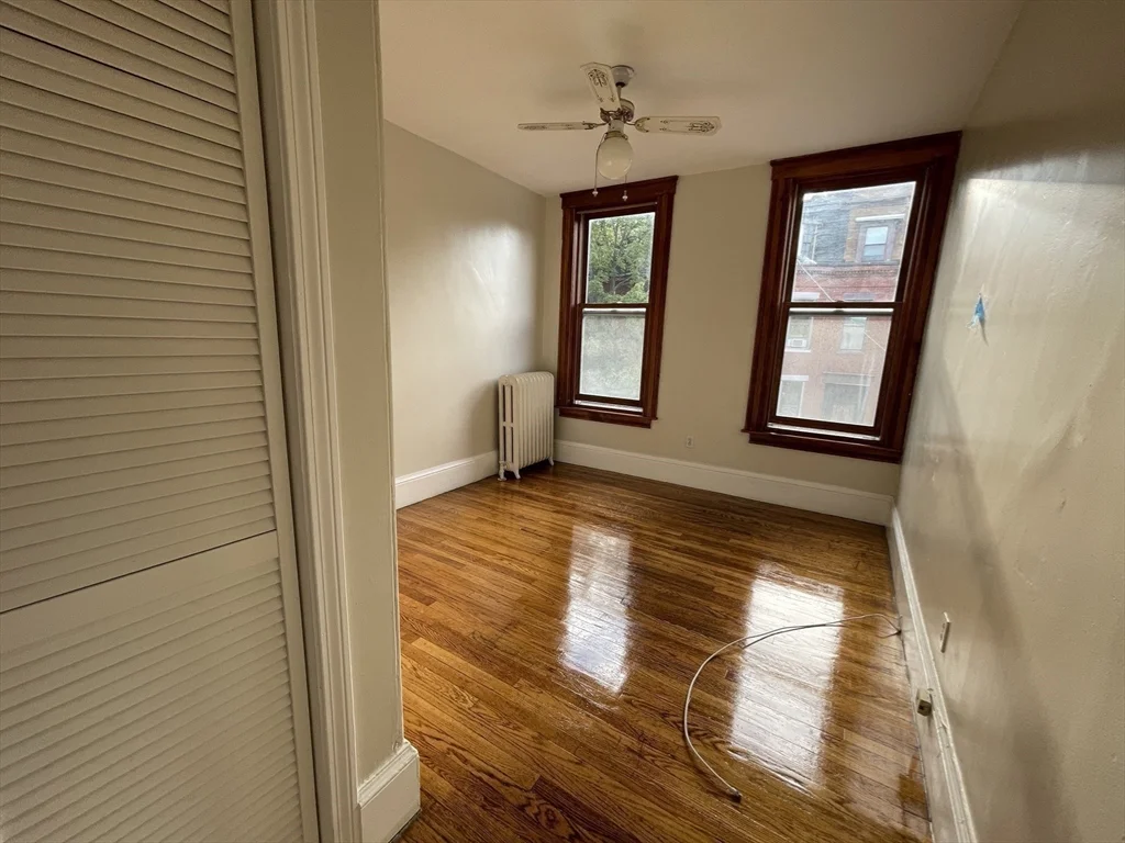 338 K St, South Boston