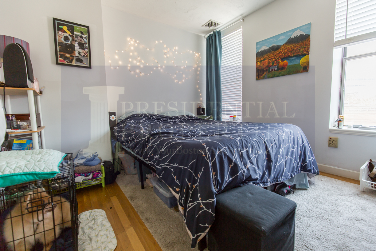 1 bed, 1 bath apartment for rent at 5 Grove St Unit 7, Beacon Hill — photo 5 of 15
