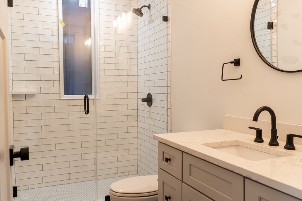 3 bed, 1 bath apartment for rent at 280 Chelsea St Unit 3, East Boston — photo 6 of 12