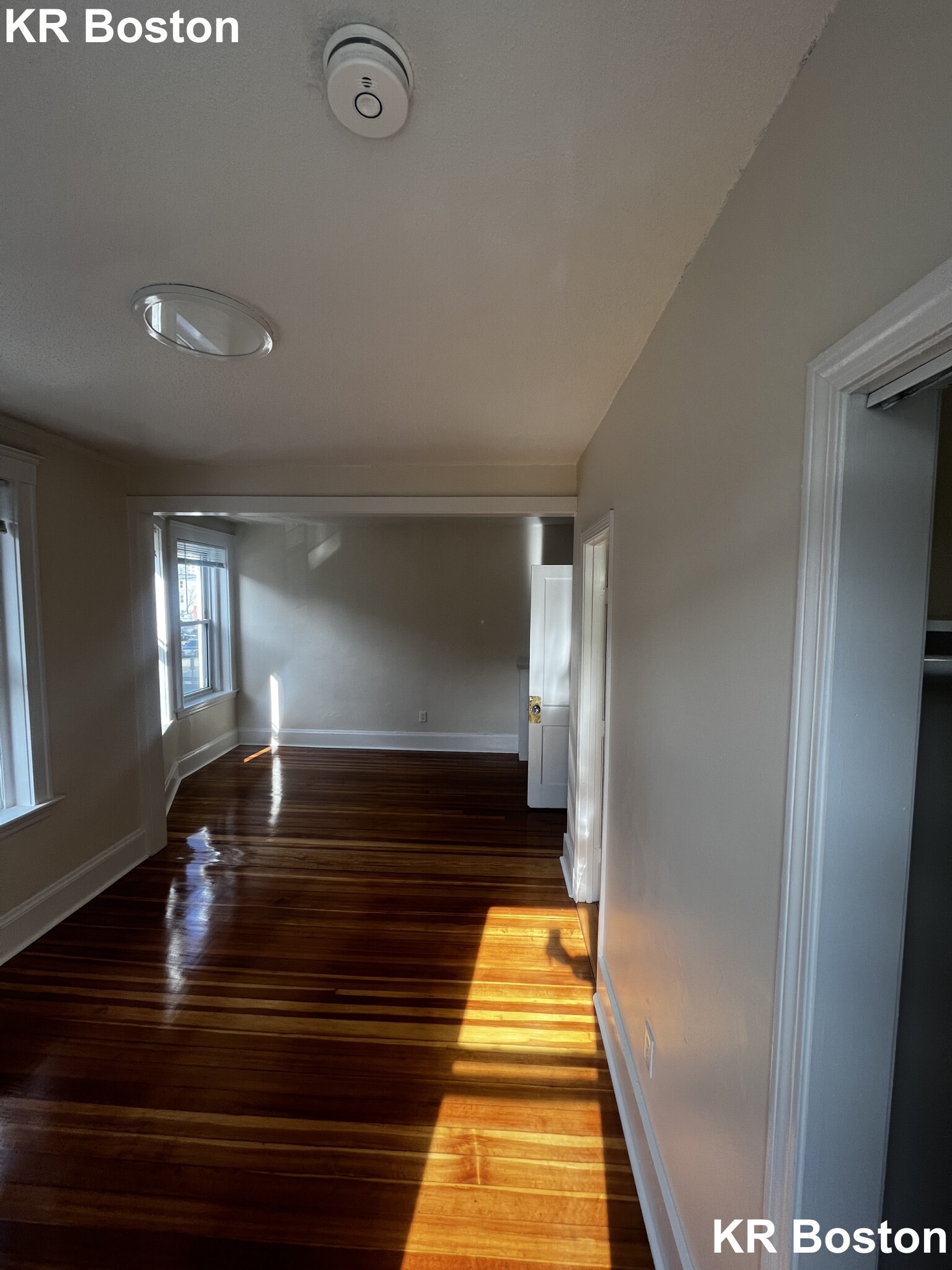3 bed, 1 bath apartment for rent at 6 Barrows St Unit 3., Allston — photo 2 of 7
