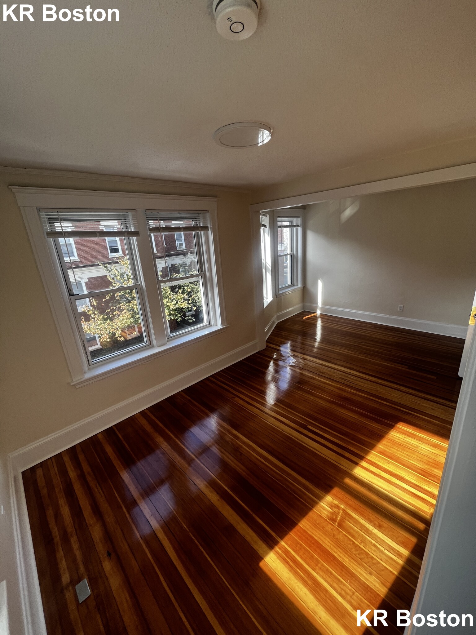 3 bed, 1 bath apartment for rent at 6 Barrows St Unit 3., Allston — photo 3 of 7
