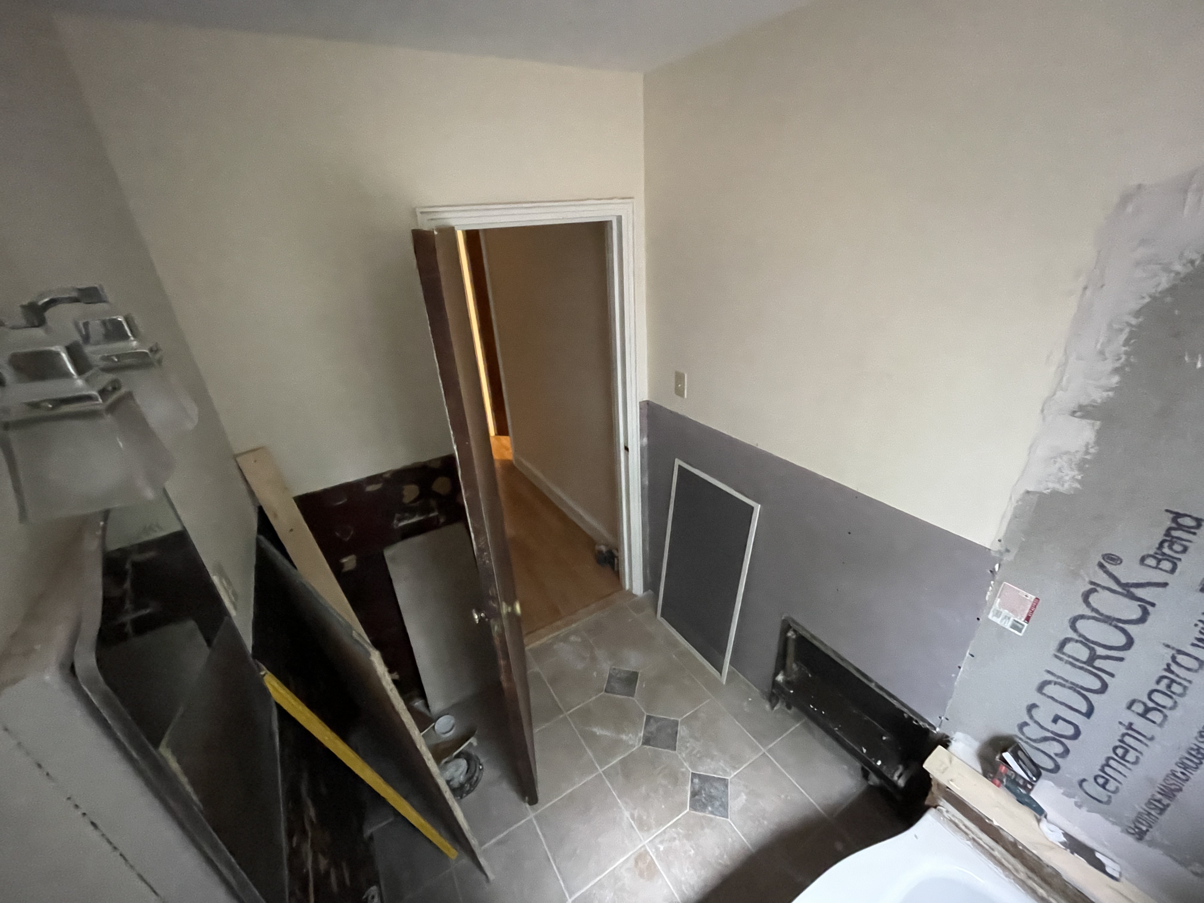 1 bed, 1 bath apartment for rent at 550 Belmont St Unit 6, Watertown — photo 6 of 8
