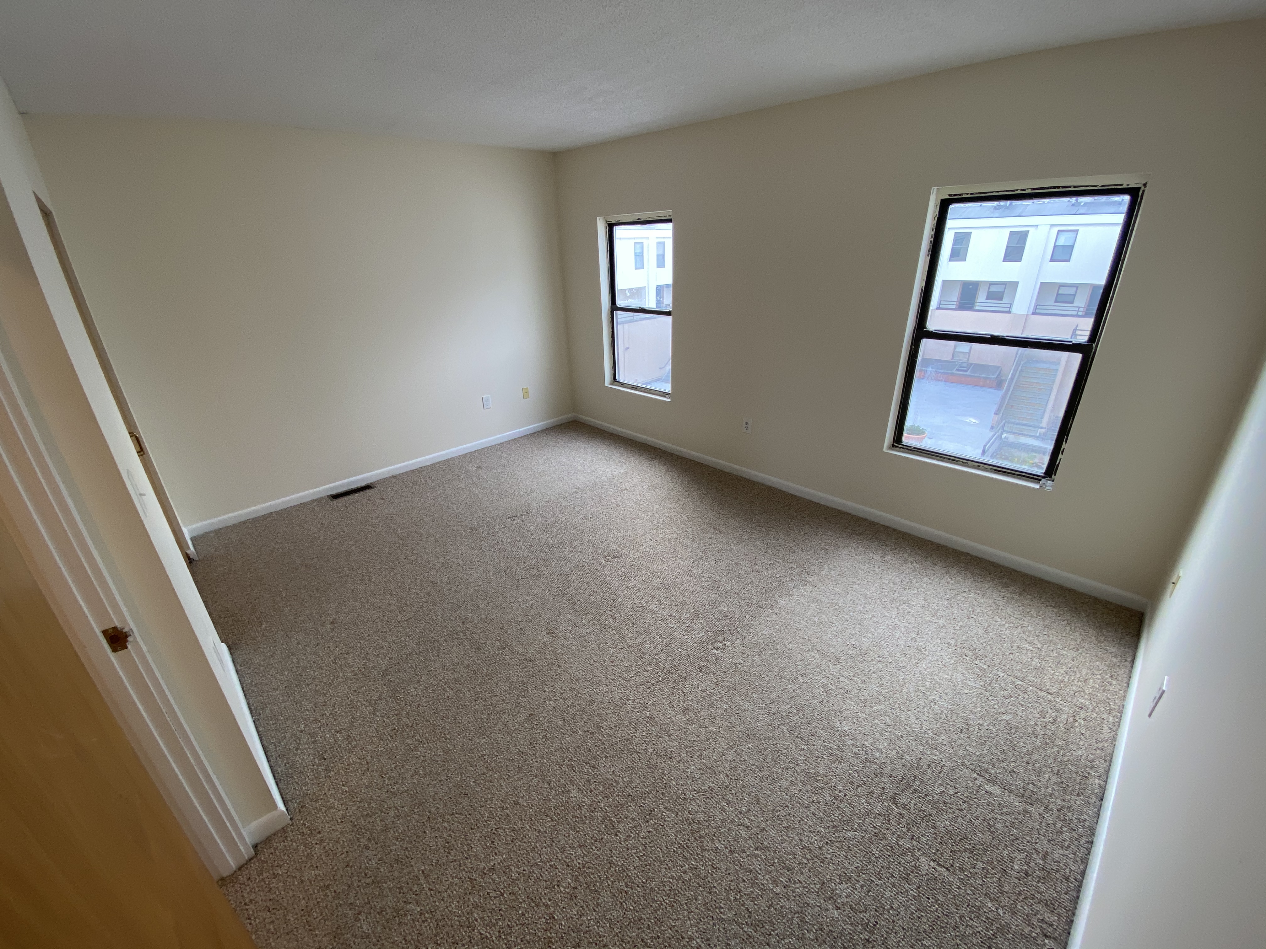 2 bed, 1.5 bath apartment for rent at 65 Riverside Ave Unit 7, Medford — photo 6 of 10
