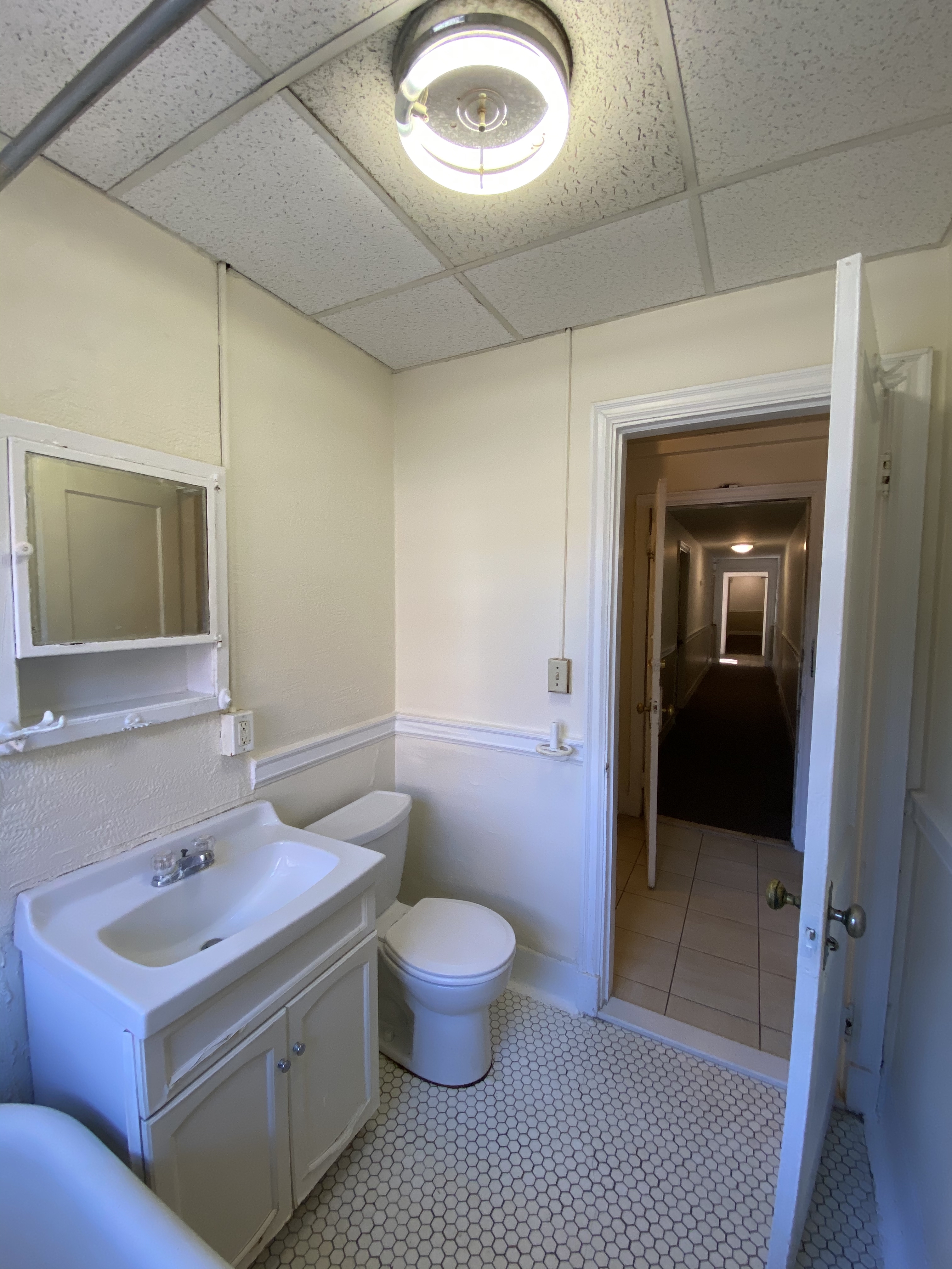 1 bed, 1 bath apartment for rent at 1200 Massachusetts Ave Unit 6-E, Mid Cambridge — photo 6 of 10