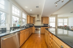 3 bed, 3 bath apartment for rent at 51 Winslow Rd Unit A, North Brookline — photo 6 of 21