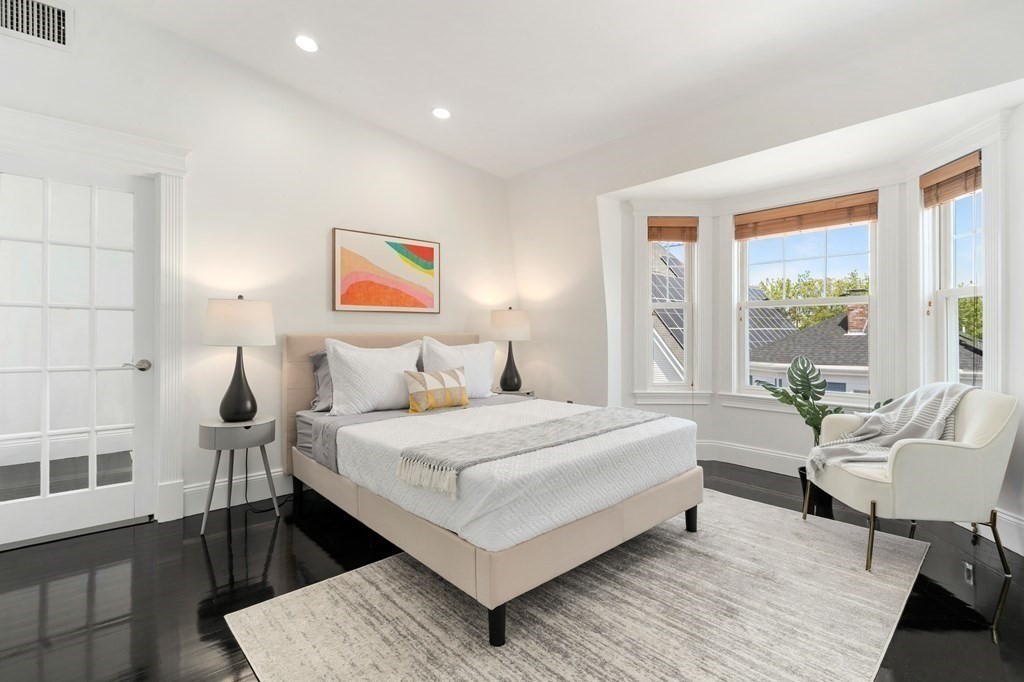 1 bed, 1 bath apartment for rent at 6 Vinton Unit 3, East Boston — photo 3 of 16