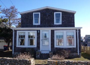 2 bed, 1 bath apartment for rent at 6 Sippican St Unit 1, Fairhaven — photo 1 of 2