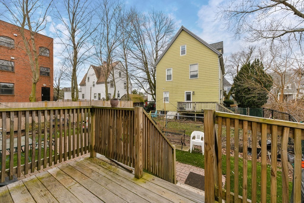 5 bed, 3.5 bath apartment for rent at 6 Windom St Unit 1, Allston — photo 12 of 14