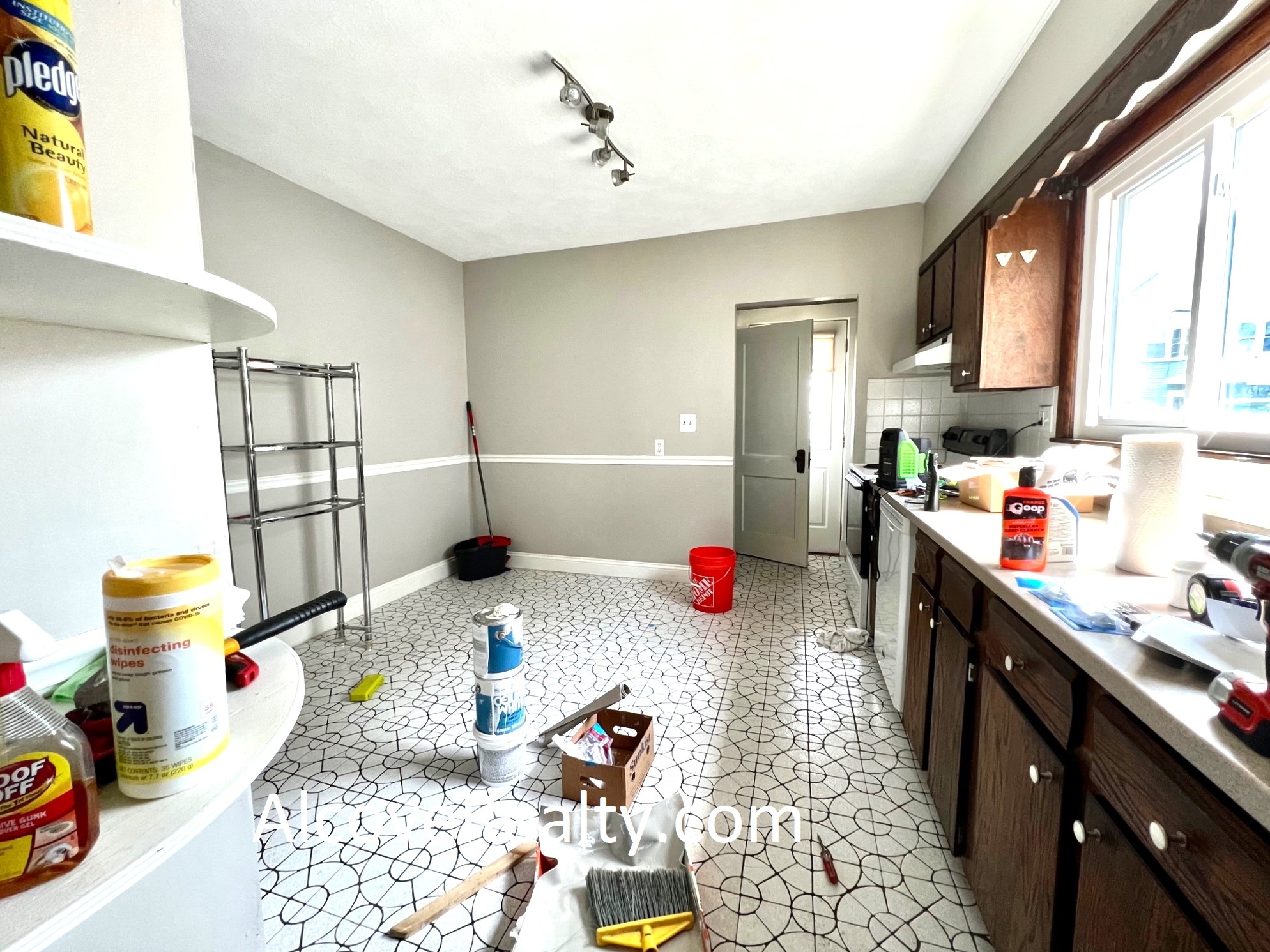 2 bed, 1 bath apartment for rent at 80 Melrose St Unit 1, Arlington — photo 4 of 14