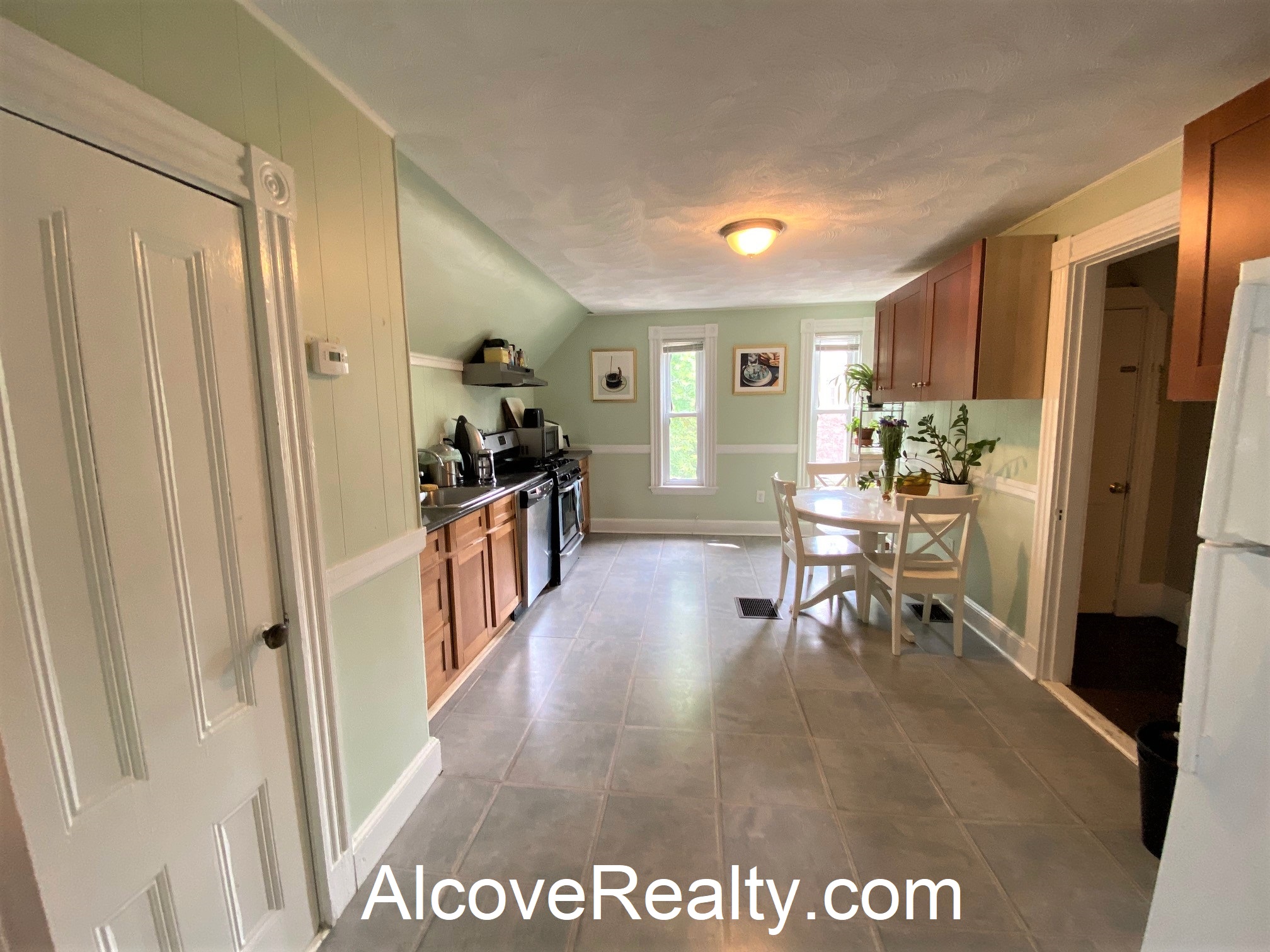 1 bed, 1 bath apartment for rent at 68 Richdale Ave Unit 3, Neighborhood Nine — photo 6 of 10