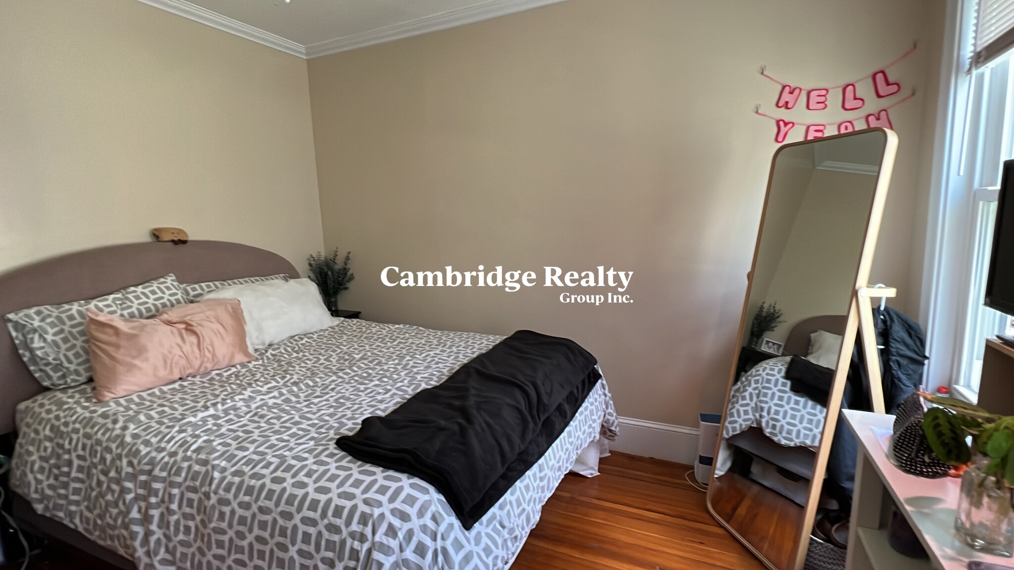 28 Washburn Ave, North Cambridge